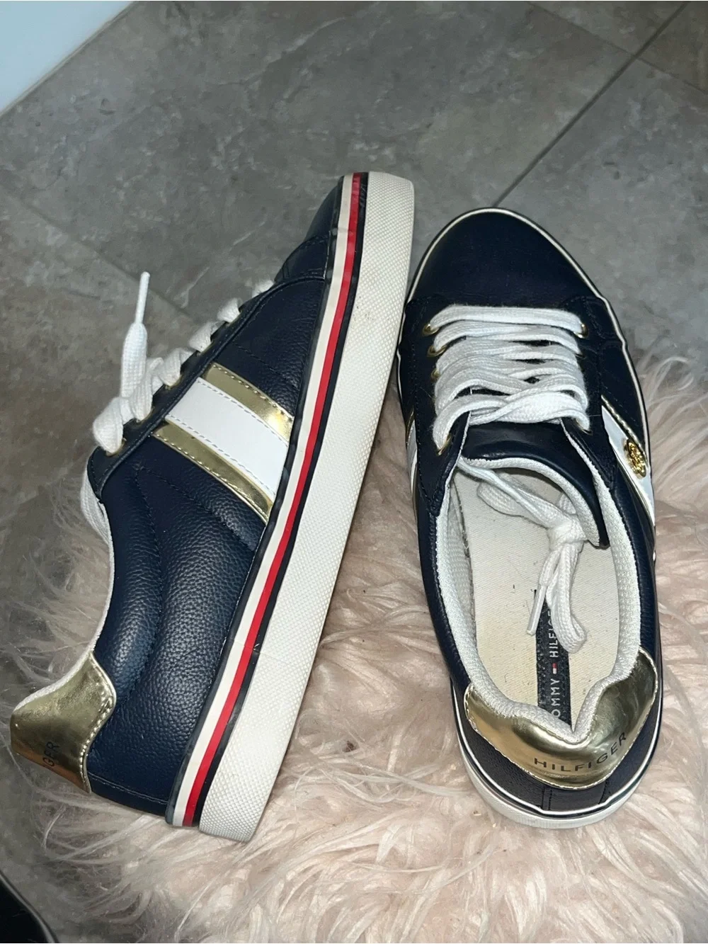 Tommy Hilfiger low top